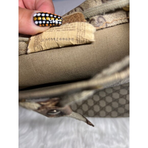 Vintage Gucci GG Supreme drawstring pouch “Kinchaku”. MSRP $400-700. With COA - Picture 4 of 8